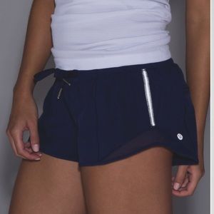 Lululemon Hotty Hot Short size 4